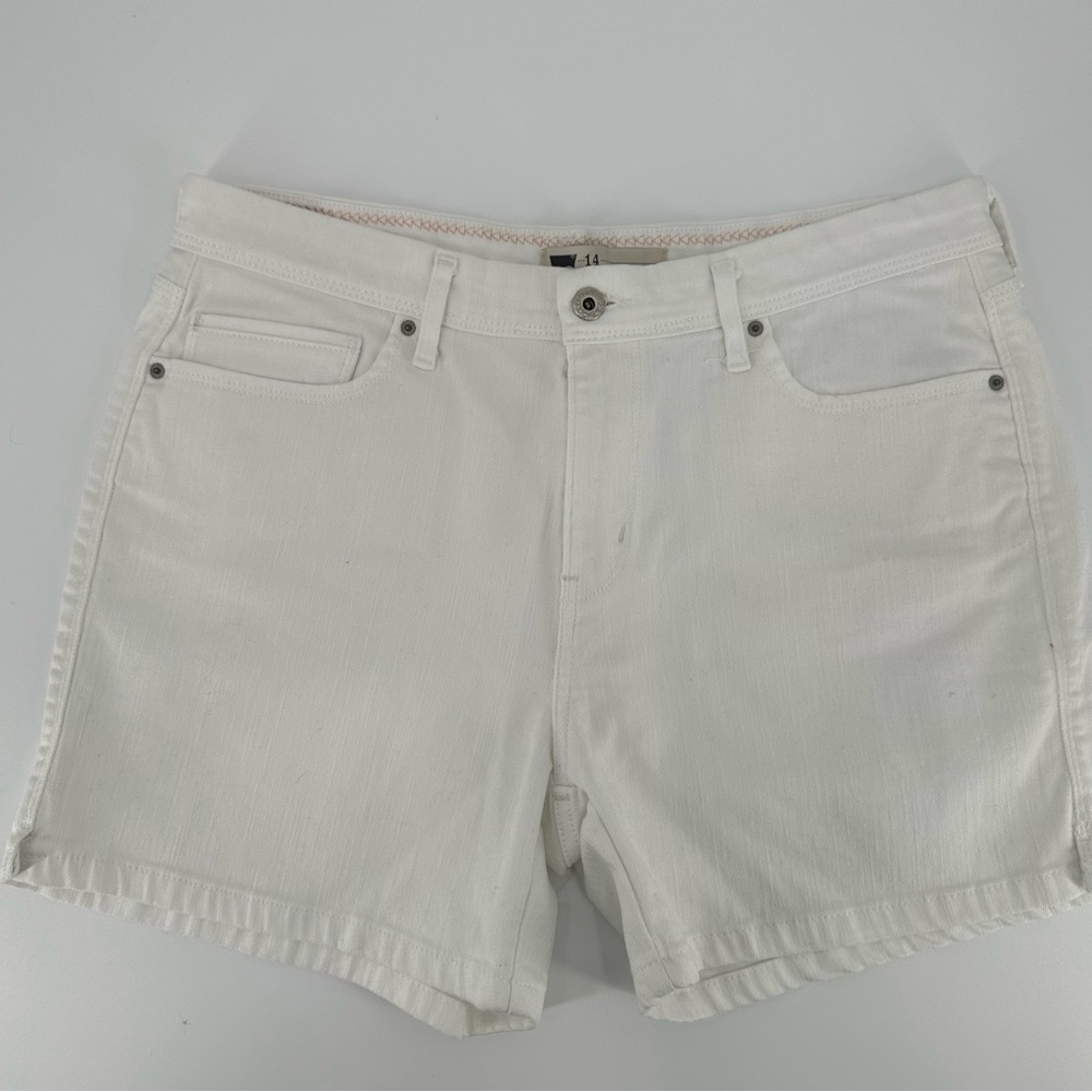 Levi’s White Denim Jean Stretch Shorts Size 14